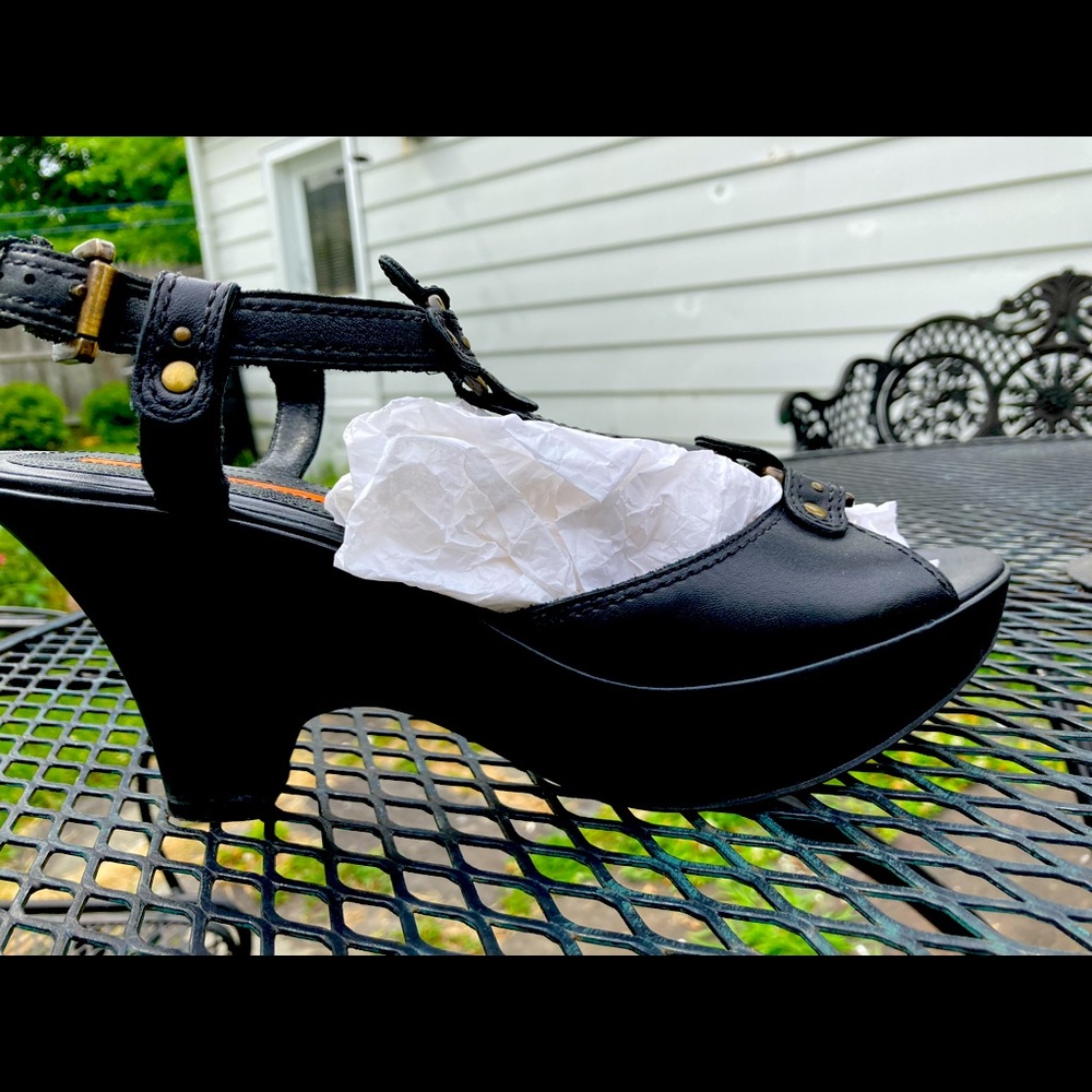 Lady’s Shoes